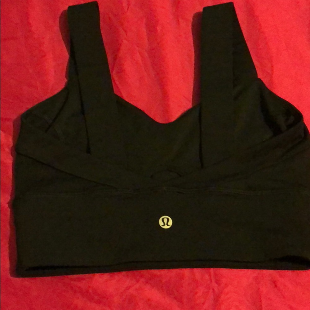 Lululemon sports bra brand new